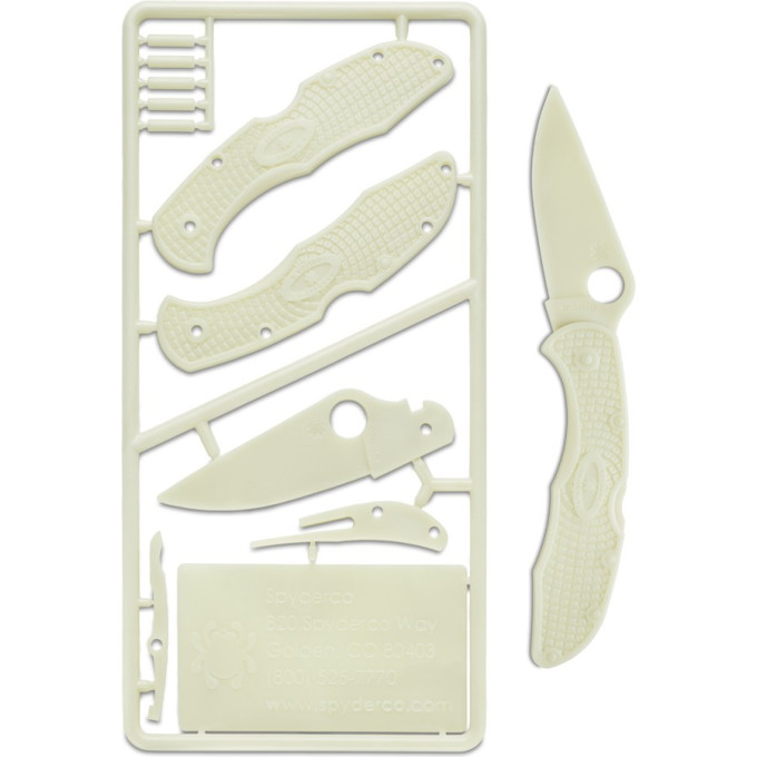Нож SPYDERCO PLASTIC KIT DELICA 4 PLKIT1